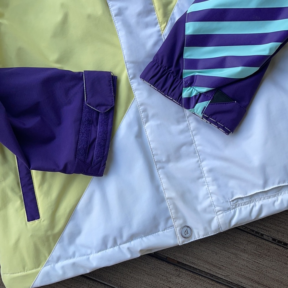🌴🔆VOLCOM- SNOWBOARDING SKI WINTER JACKET🔆🌴 - Picture 7 of 15